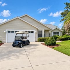 Walden Way Retreat – Central Village of Winifred