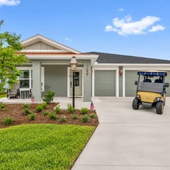 Sweny Eastport Spa Retreat | Heated Private Spa • Walk to Eastport • Golf Cart