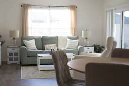 Rachel’s Coastal Fun Cottage at The Villages - Image 3