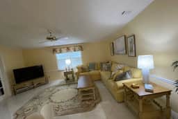 Magnolia Golfview Getaway - Image 4