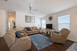 Grand Central Chase Villa at The Villages - Image 4