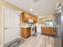 Walden Way Retreat – Central Village of Winifred - Image 5