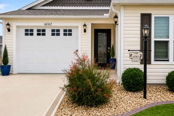 Grand Central Chase Villa at The Villages - Image 1