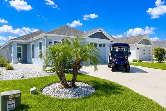 Gunner Fenced Courtyard Villa at The Villages - Image 1