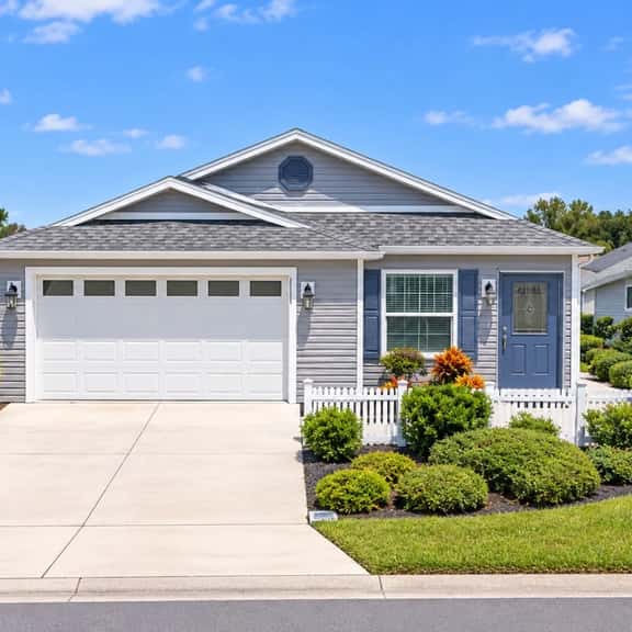 Gallinule Court Retreat | Spacious Fenney Patio Villa - Image 1