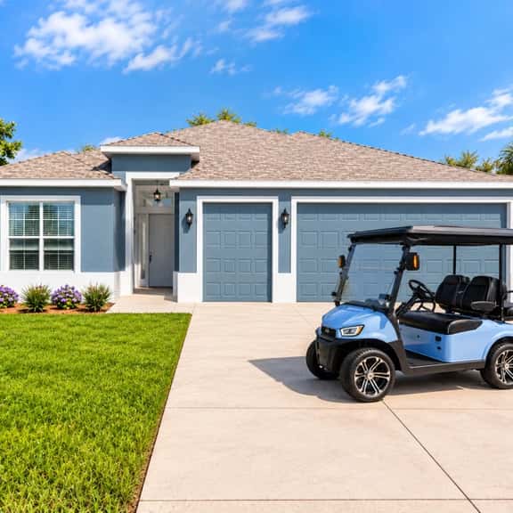 Merritt Field Waterfront | Golf Views + 4-Seat Golf Cart - Image 1