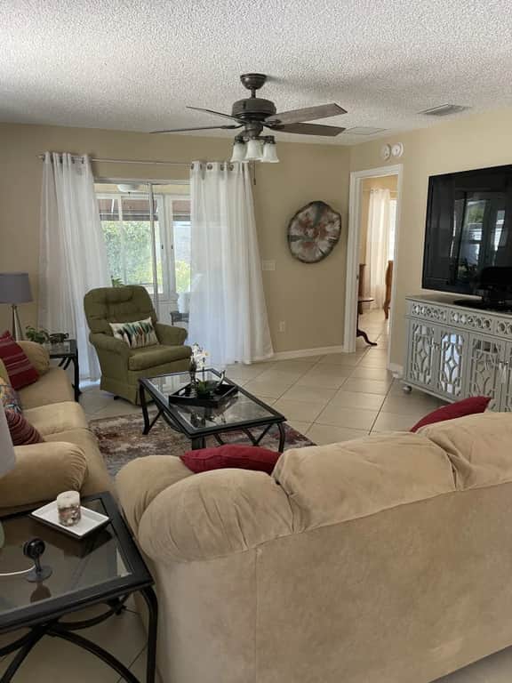 Danbury Courtyard Villa (Belvedere) 🐶 - Image 4