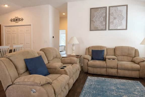 Grand Central Chase Villa at The Villages - Image 3
