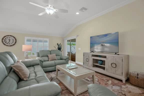 Mission Hills Cammarano Retreat - Image 4