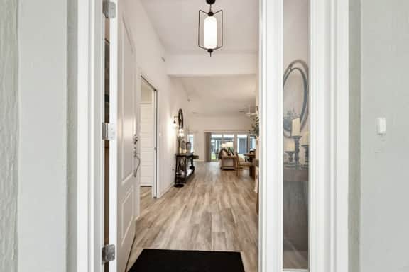 Erica Haven Residence 🐶 - Image 2